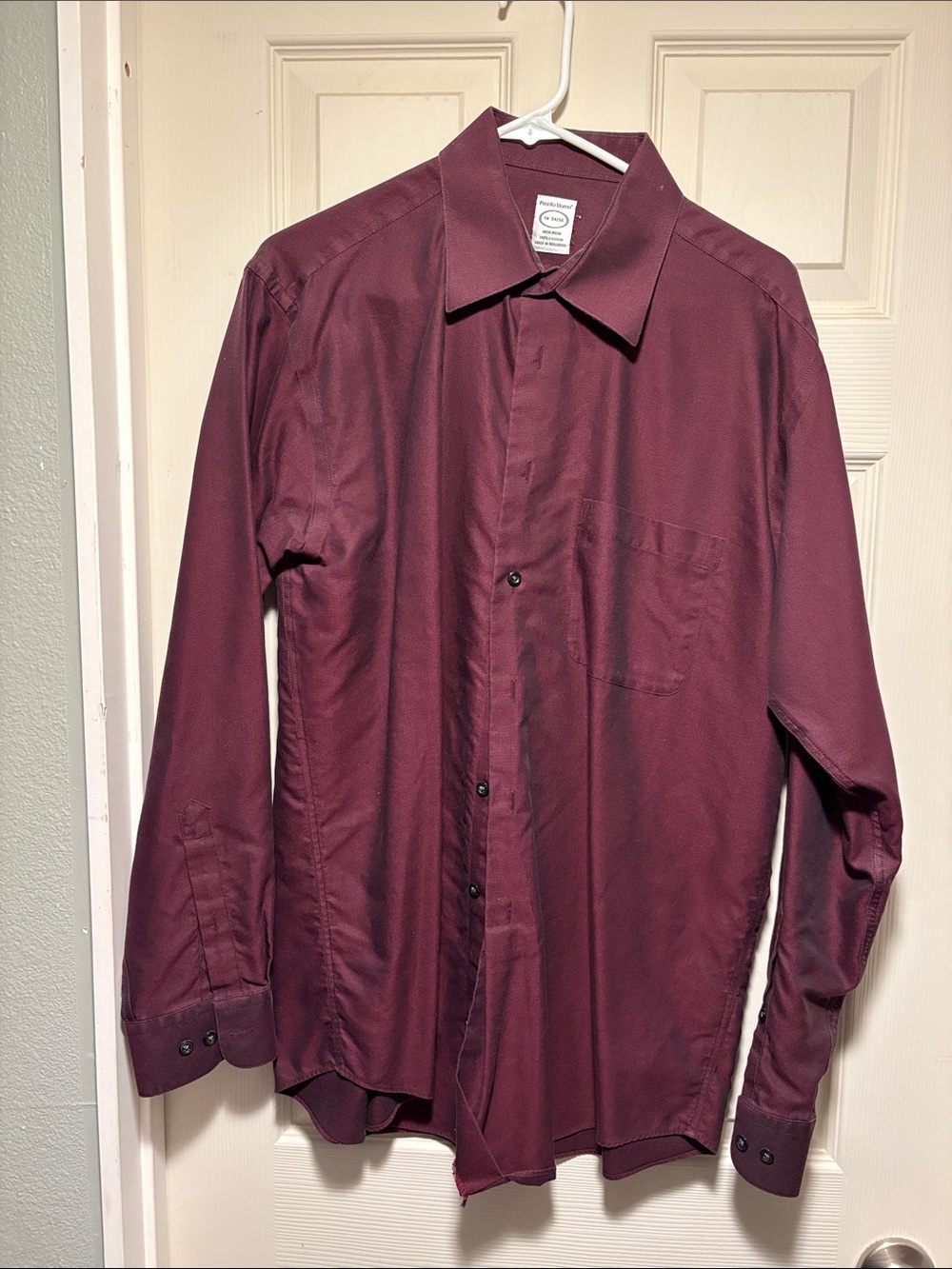 Pronto Uomo Men's Long-Sleeve Dress Shirt - Burgundy